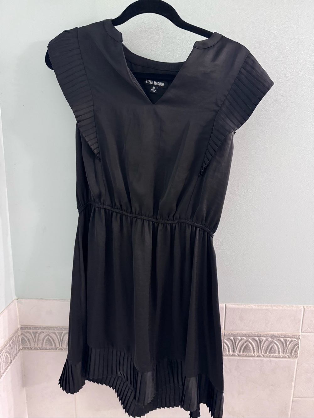 Steve Madden Black V-Neck Dress with Pleated Sleeves & Hem